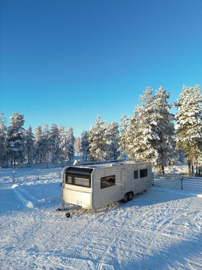 Hotel Santa'S Luxury Trailer Rovaniemi Exterior foto